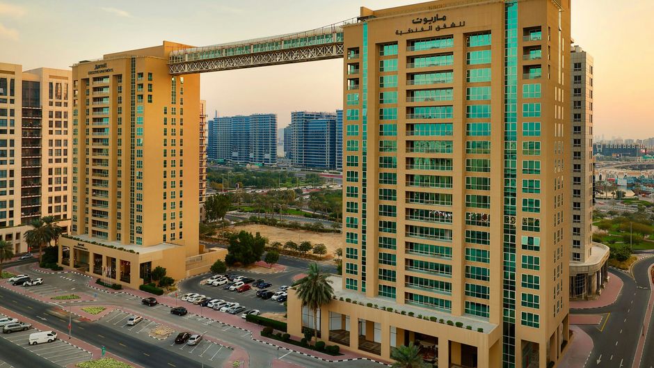 Marriott Exec Apts Dubai Creek Exterior