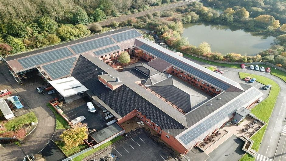 Holiday Inn Express Wigan Exterior