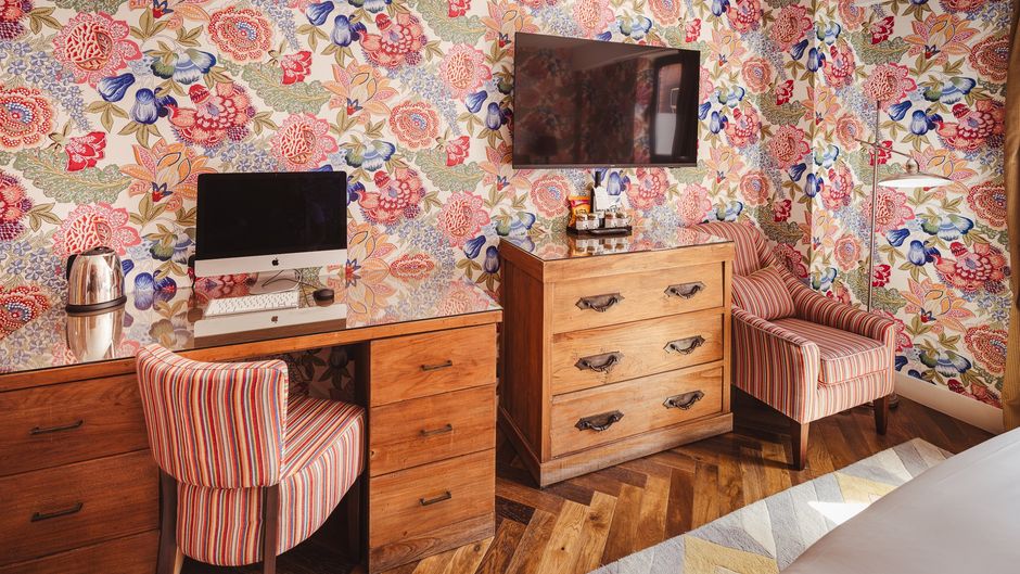 The Varsity Hotel Room