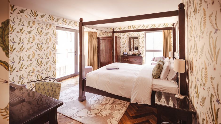 The Varsity Hotel Room