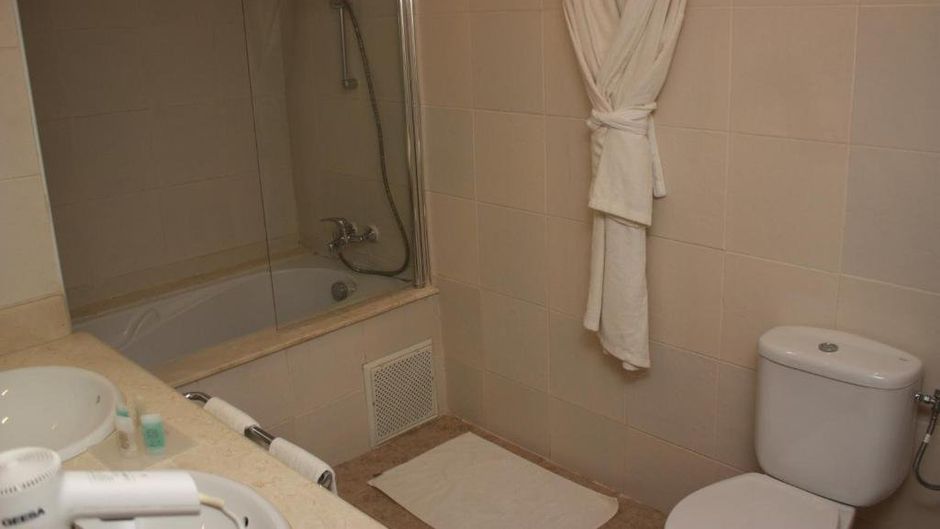 Atlas Orient Suite