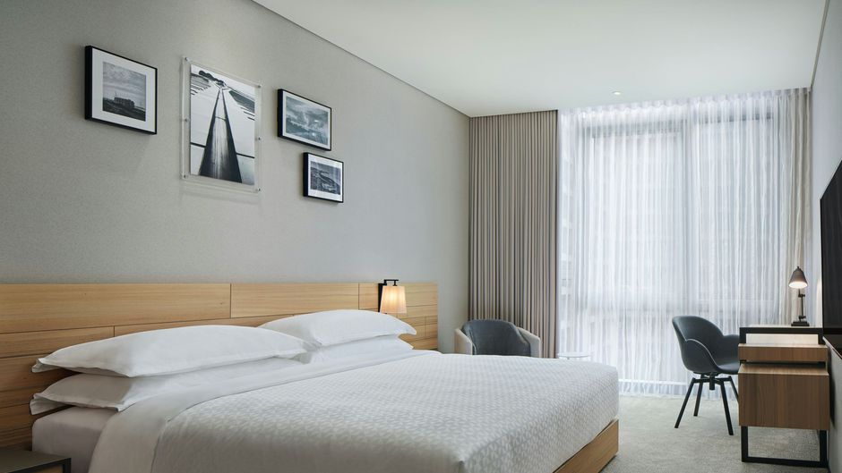Four Points By Sheraton Linkou Room
