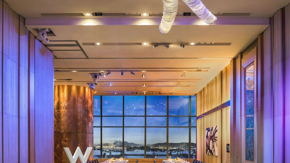 W Hong Kong Meeting