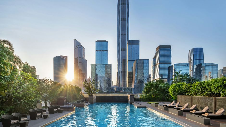 The Ritz-Carlton, Shenzhen Pool