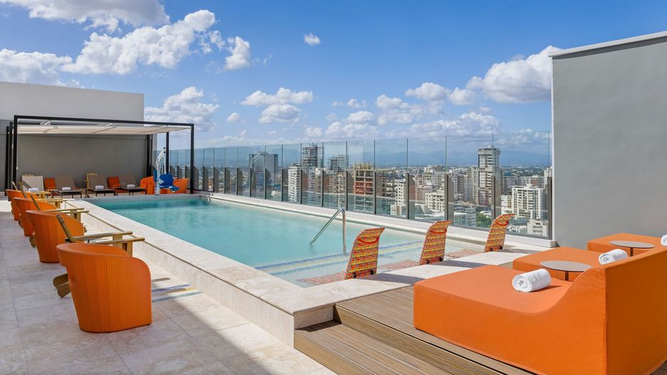 Aloft Santo Domingo Piantini Pool