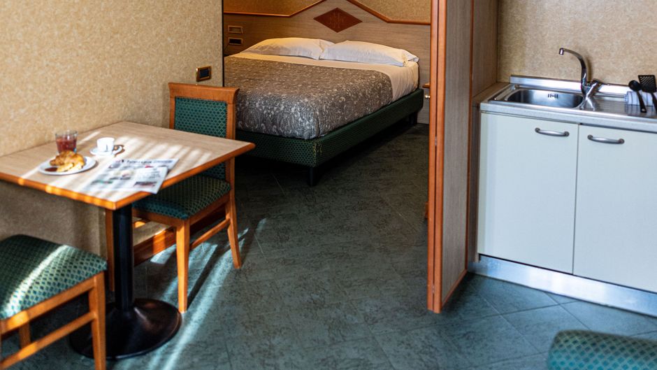 Hotel Mary Room
