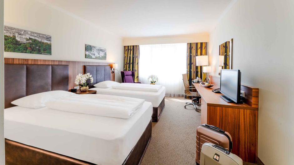 Plaza Premium Wien Room