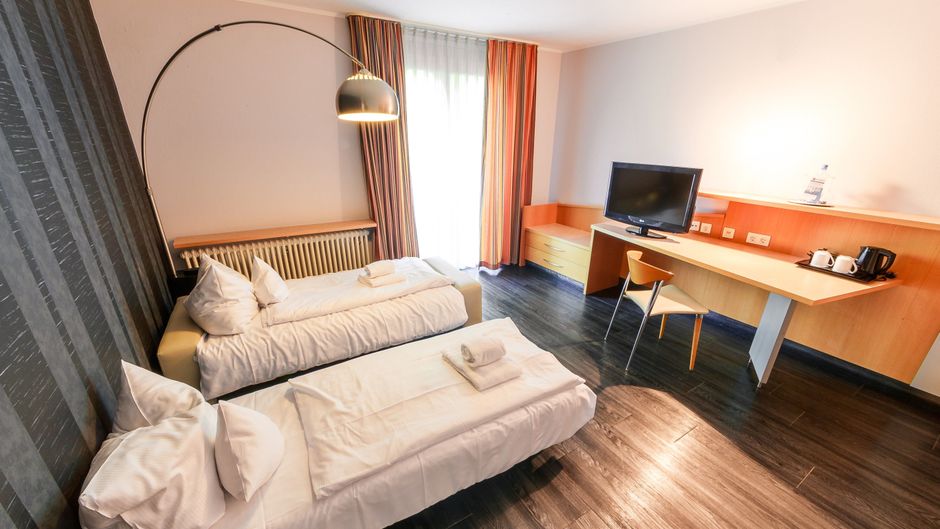 Plaza Inn Stuttgart-Ditzingen Room