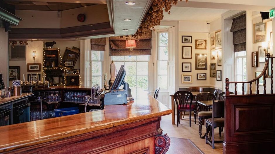 Mortimer Arms Hotel Lobby