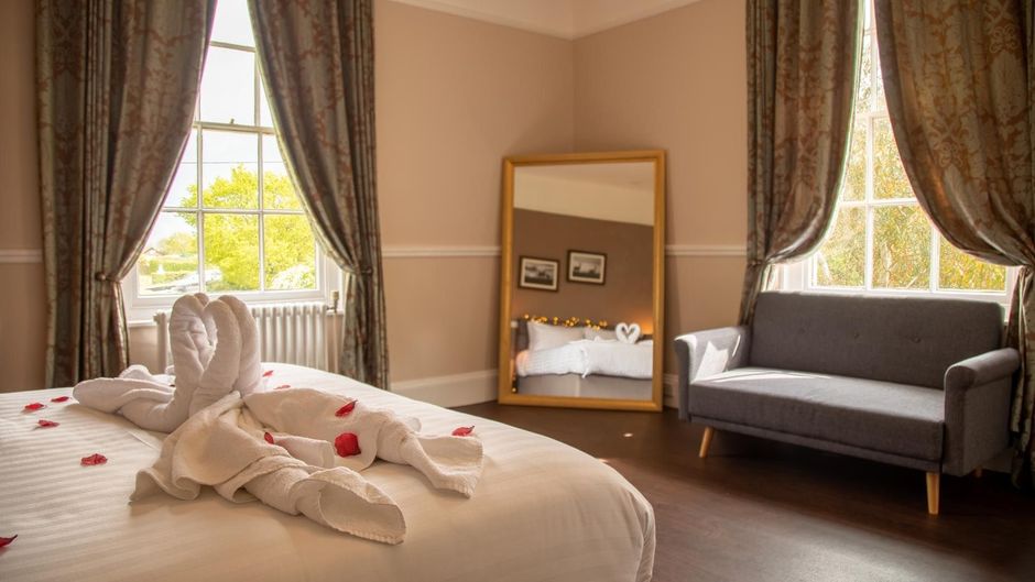 Mortimer Arms Hotel Room