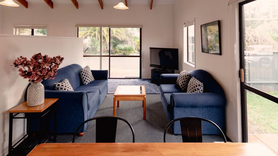 Aotearoa Lodge Room