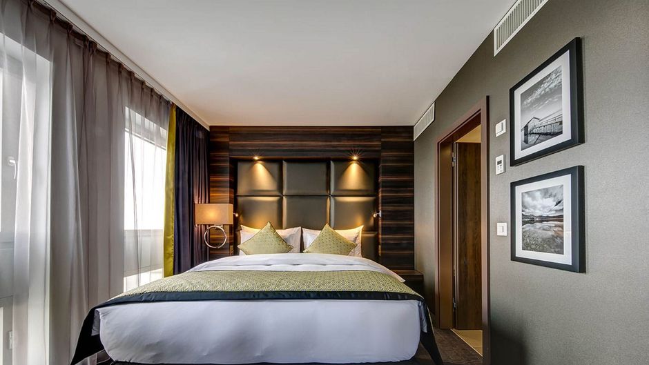 Hotel Beaulac Room