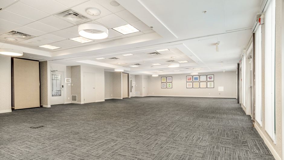 Holiday Inn Express & Stes Medicine Hat Ballroom