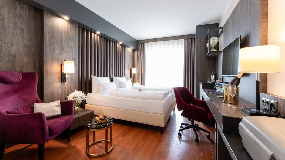 Plaza Inn Karlsruhe Room