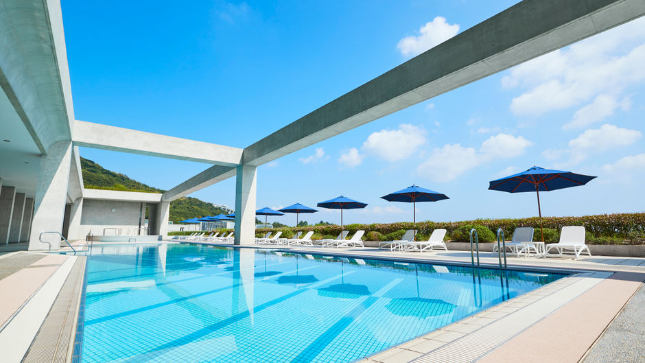 Grand Nikko Awaji Pool