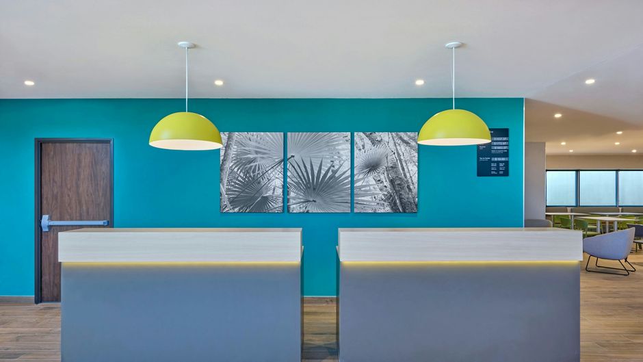 City Express Tijuana El Florid Lobby