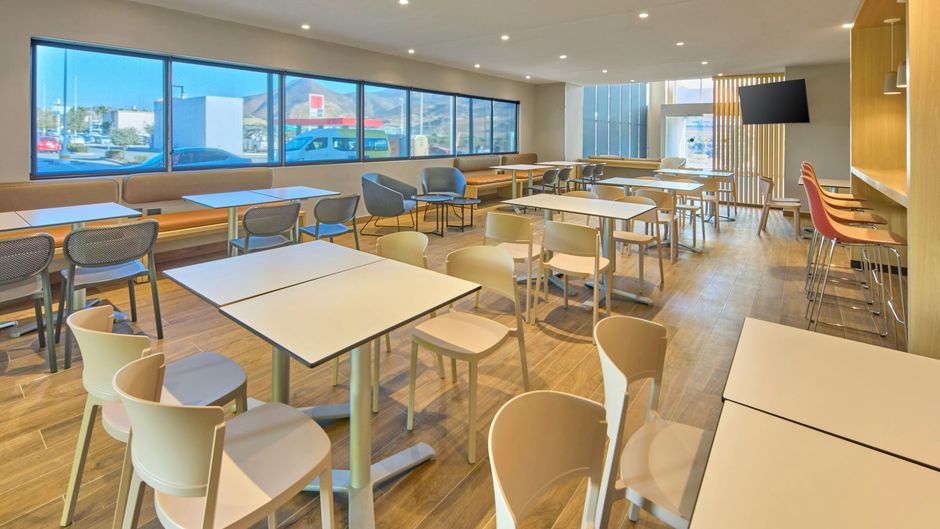 City Express Tijuana El Florid Restaurant