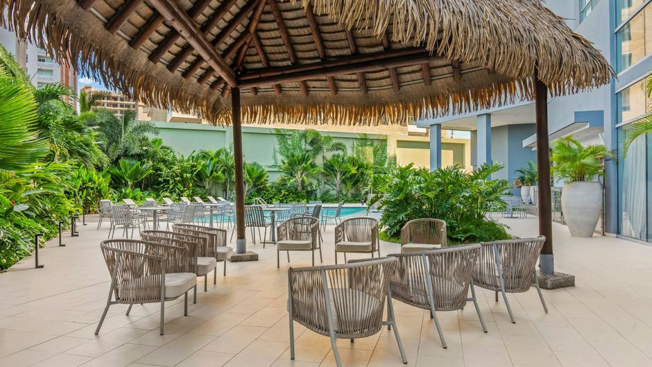 Barranquilla Marriott Hotel Pool