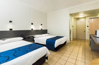 Albatross Bay Resort