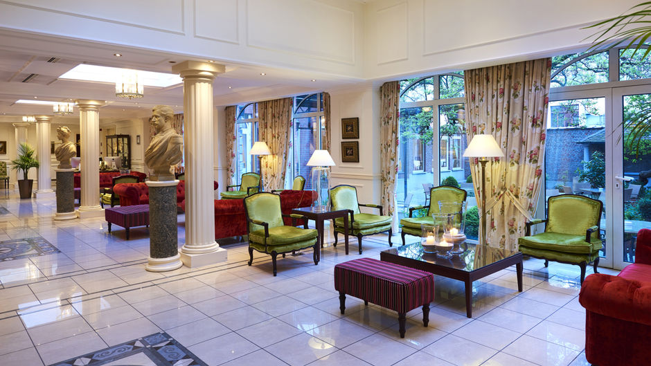 Stanhope Hotel Lobby