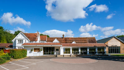 Aubrey Park Hotel