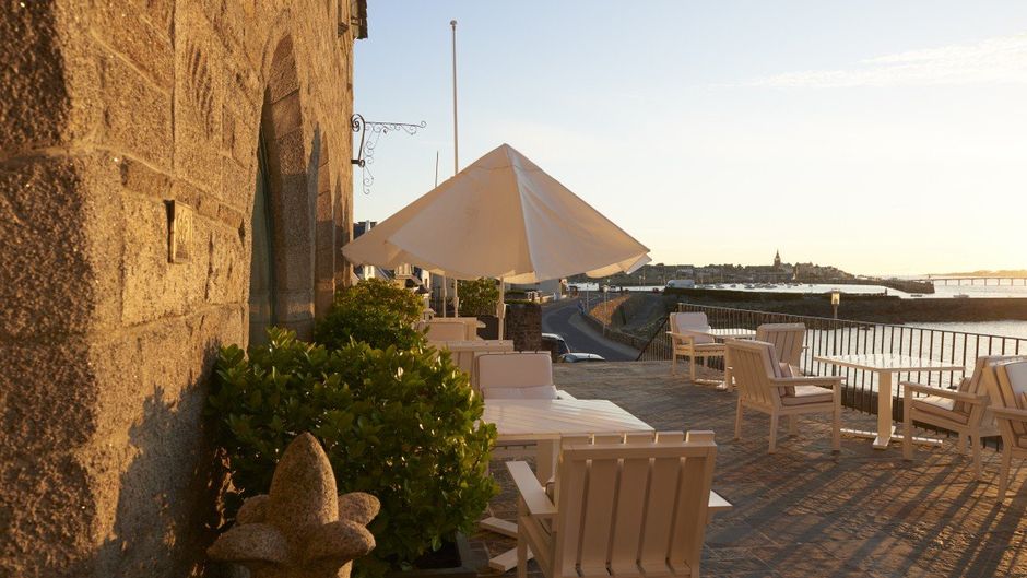 Le Brittany Hotel Exterior
