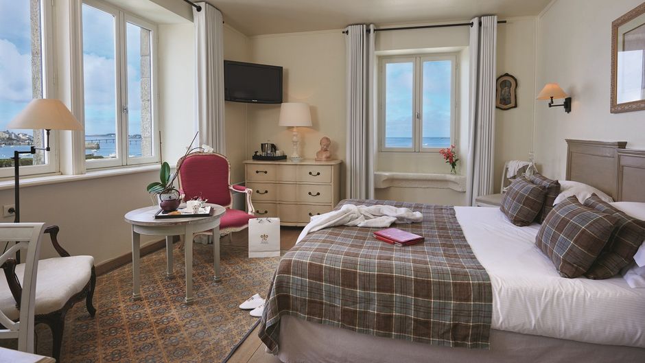Le Brittany Hotel Room