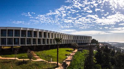 Elma Arts Complex Luxury Hotel