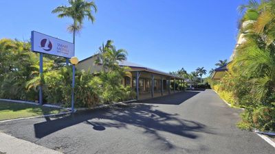 Smart Motels Bert Hinkler