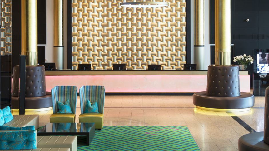 Thon Hotel Opera Lobby