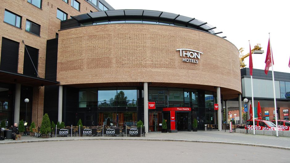 Thon Hotel Ski Exterior