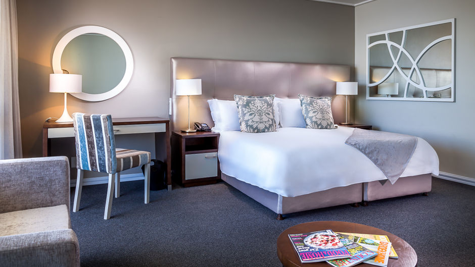 Lagoon Beach Hotel & Apartments Room
