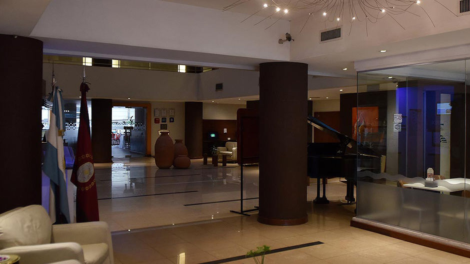 Casa Real Hotel Exterior