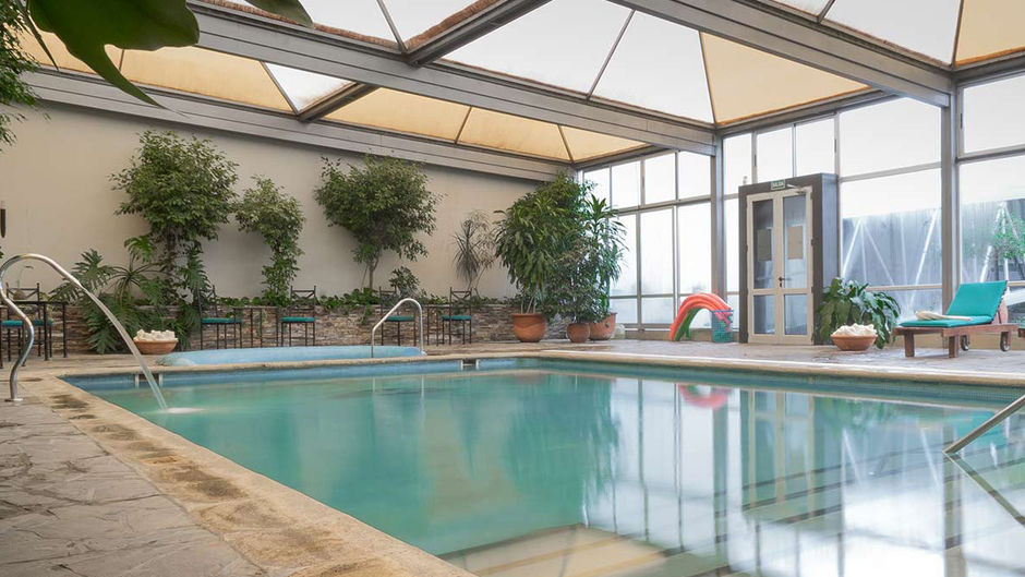 Casa Real Hotel Pool