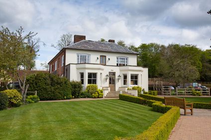 Tewin Bury Farm Hotel
