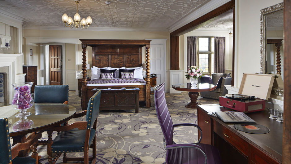 Fanhams Hall Hotel Suite