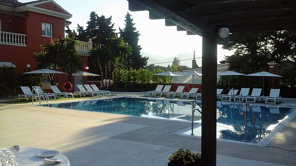 Alboran Hotel Pool