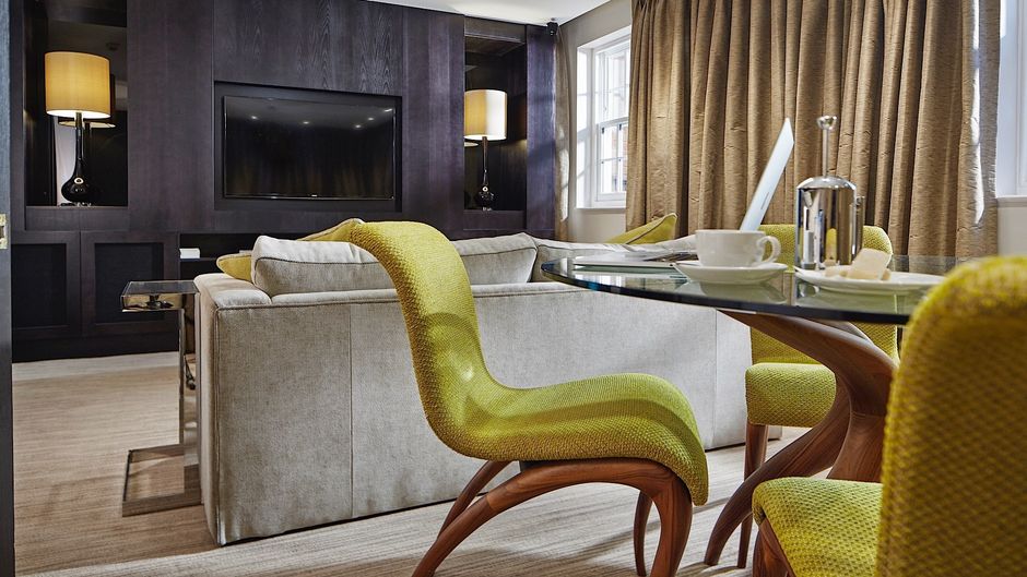Royal Berkshire Hotel Suite
