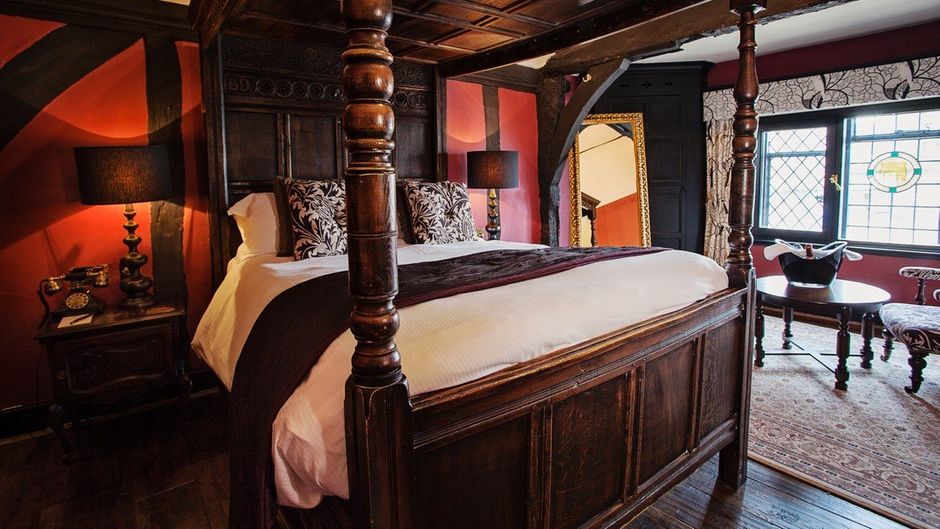 White Swan Hotel Room