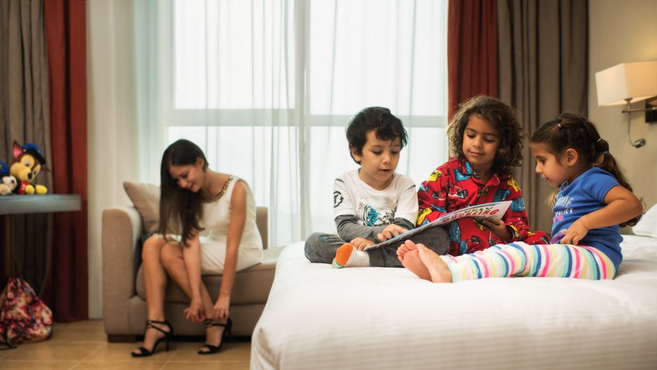 Khalidiya Palace Rayhaan by Rotana Suite