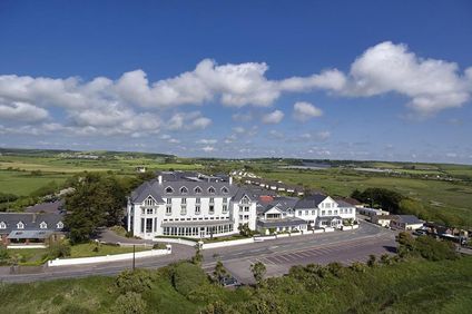 Garryvoe Hotel