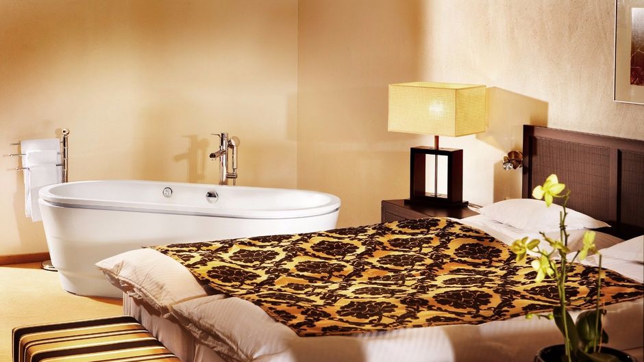 Waldhotel Doldenhorn Hotel Suite
