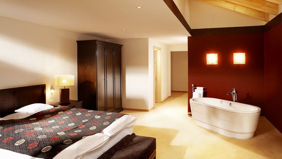 Waldhotel Doldenhorn Hotel Suite
