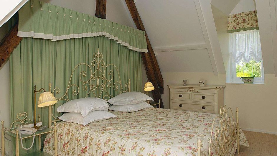 Chateau de Montreuil Room