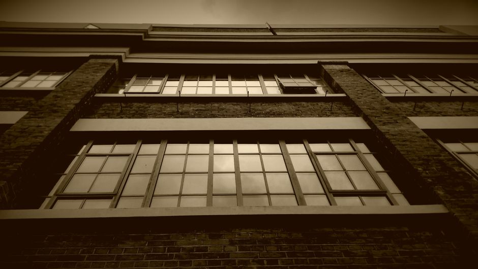 New Road Hotel Exterior
