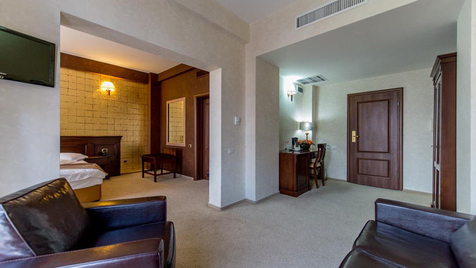 Rexton Hotel Suite