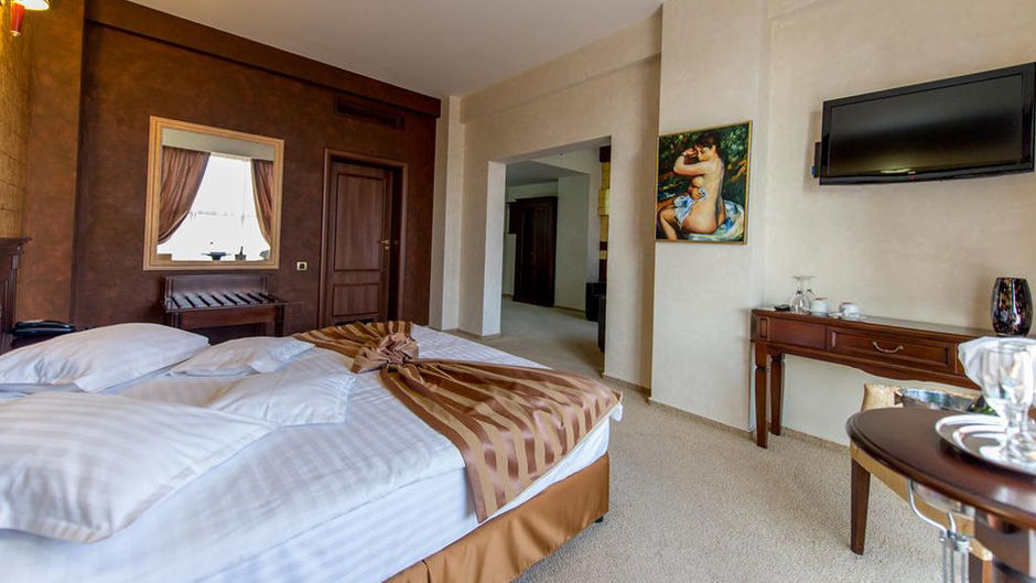 Rexton Hotel Suite