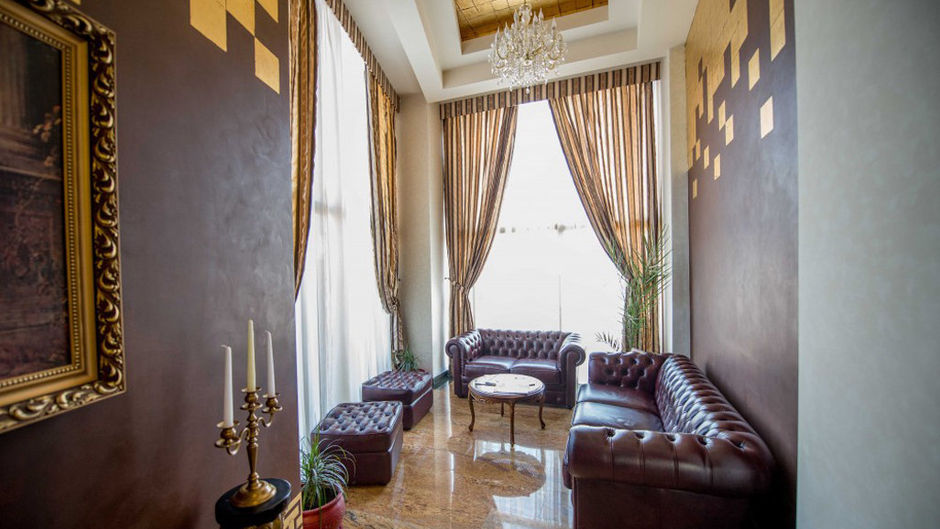 Rexton Hotel Lobby