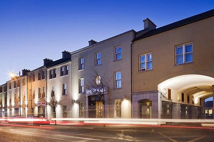 Westport Plaza Hotel