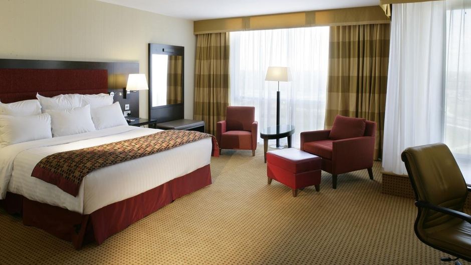 Pillo Hotel & Spa Ashbourne Room
